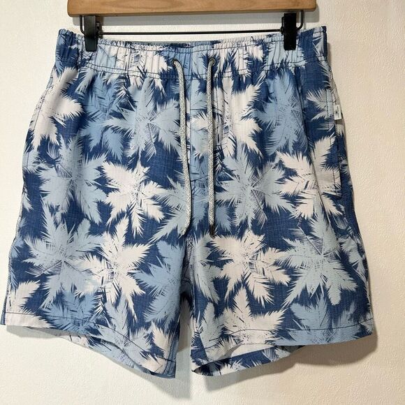 Seersucker Stretch Volleys Swim Short in DENIM VINTAGE SUMMER - Picture 1 of 9
